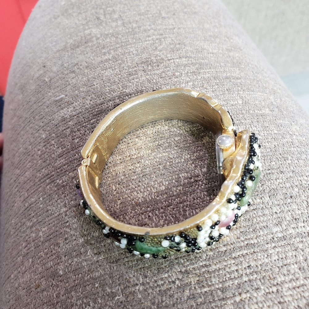 Vintage ladies Kent  banglewatch, 17 jewel swiss,